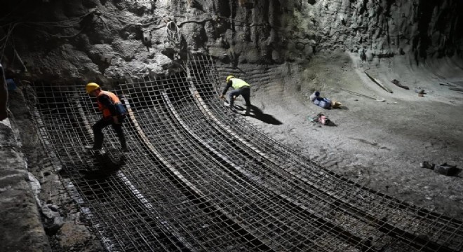  Kop Tüneli nde göçük: 1 ölü, 2 yaralı